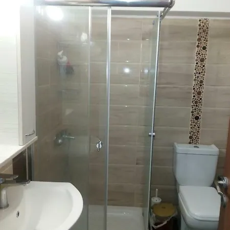 With Sea View شقة سكافيديا